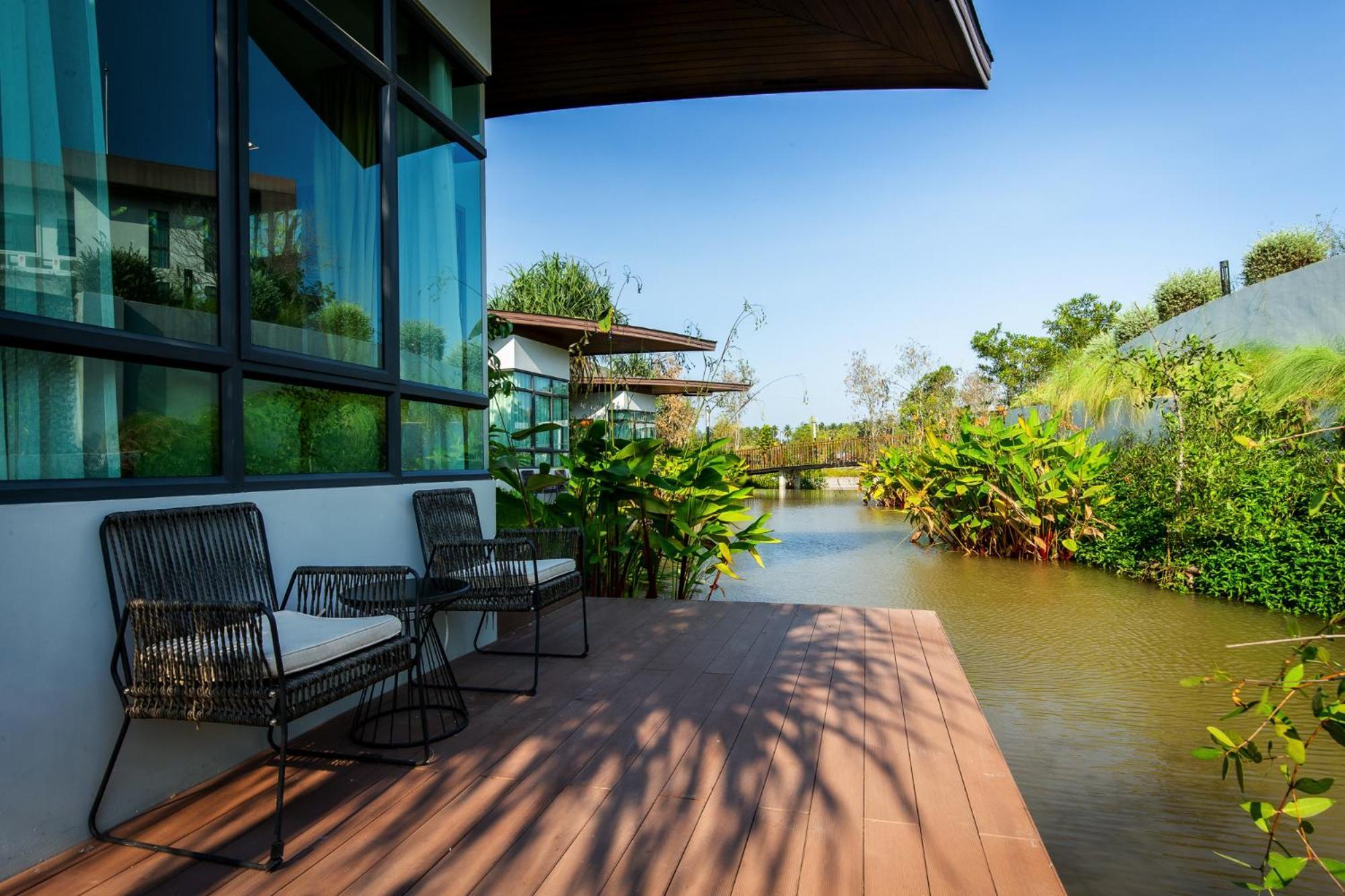 Na Tree Tara Riverside Resort Amphawa Damnoensaduak Oda fotoğraf